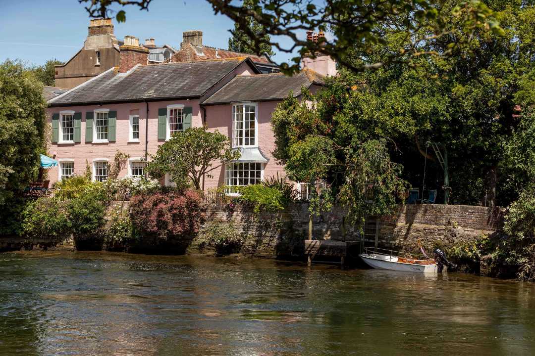 Stunning Riverside Residence
